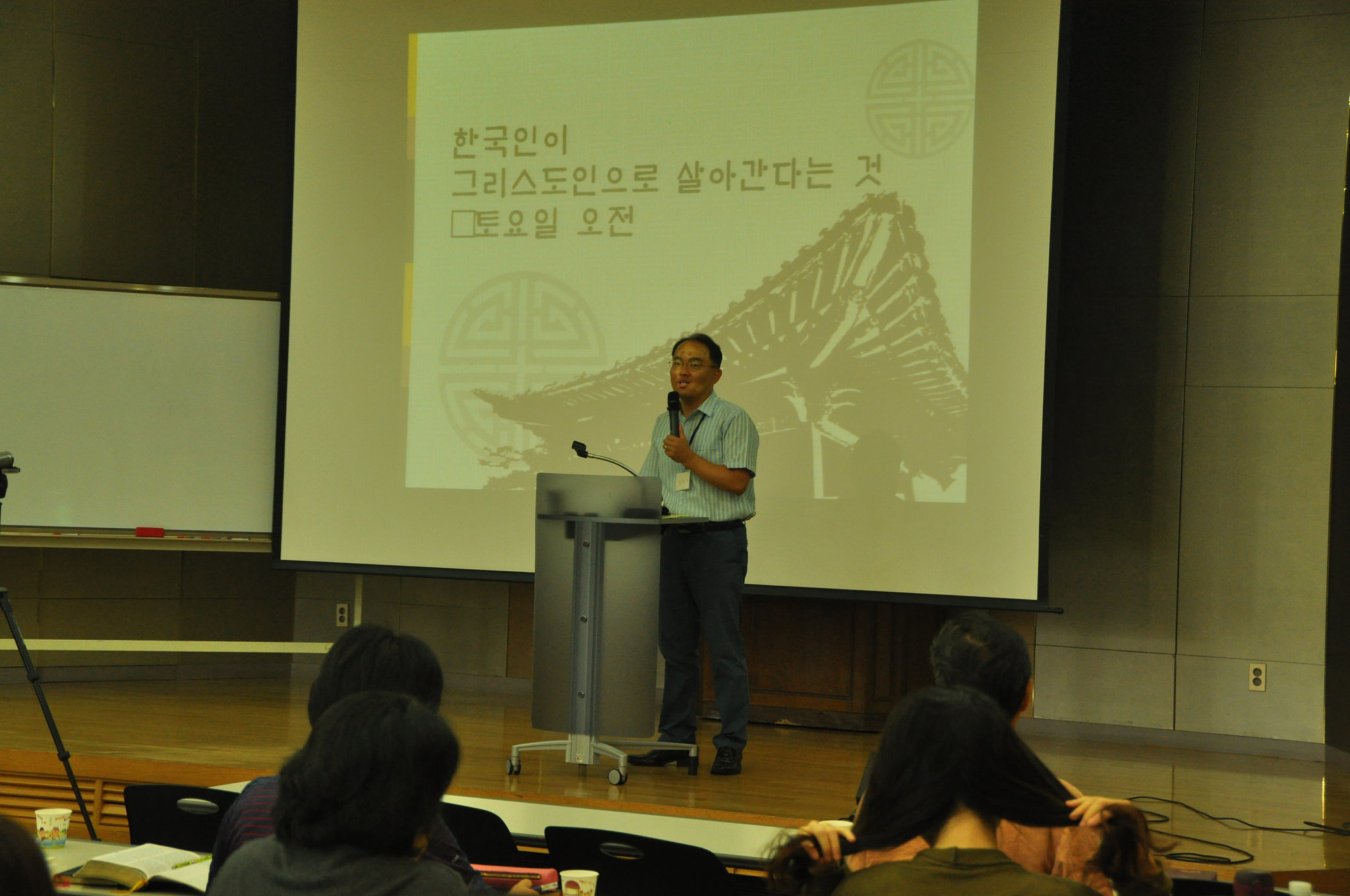 21451497504_d61d1e085d_k